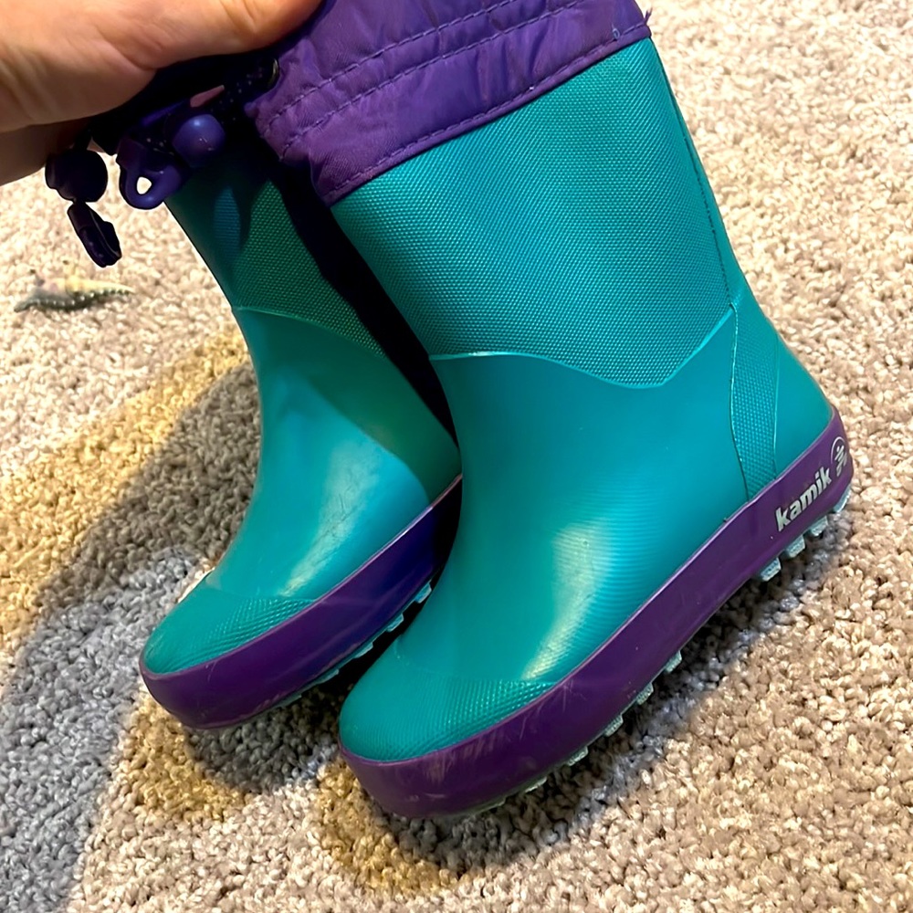 Rain boots